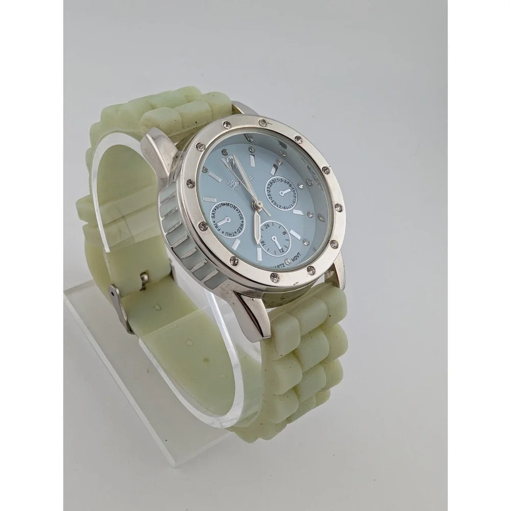 Geneva Watch Women 36mm Silver Case Light Green Silicone Band- New Battery